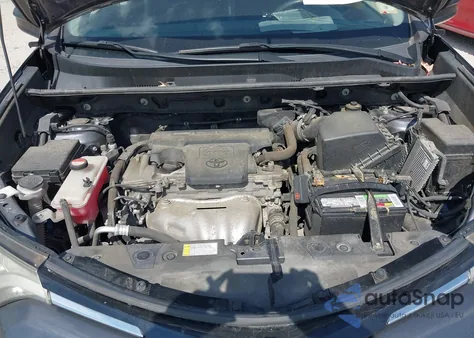 2016 Toyota Rav4 Le z USA, uszkodzony, nr VIN JTMZFREV8GJ078965